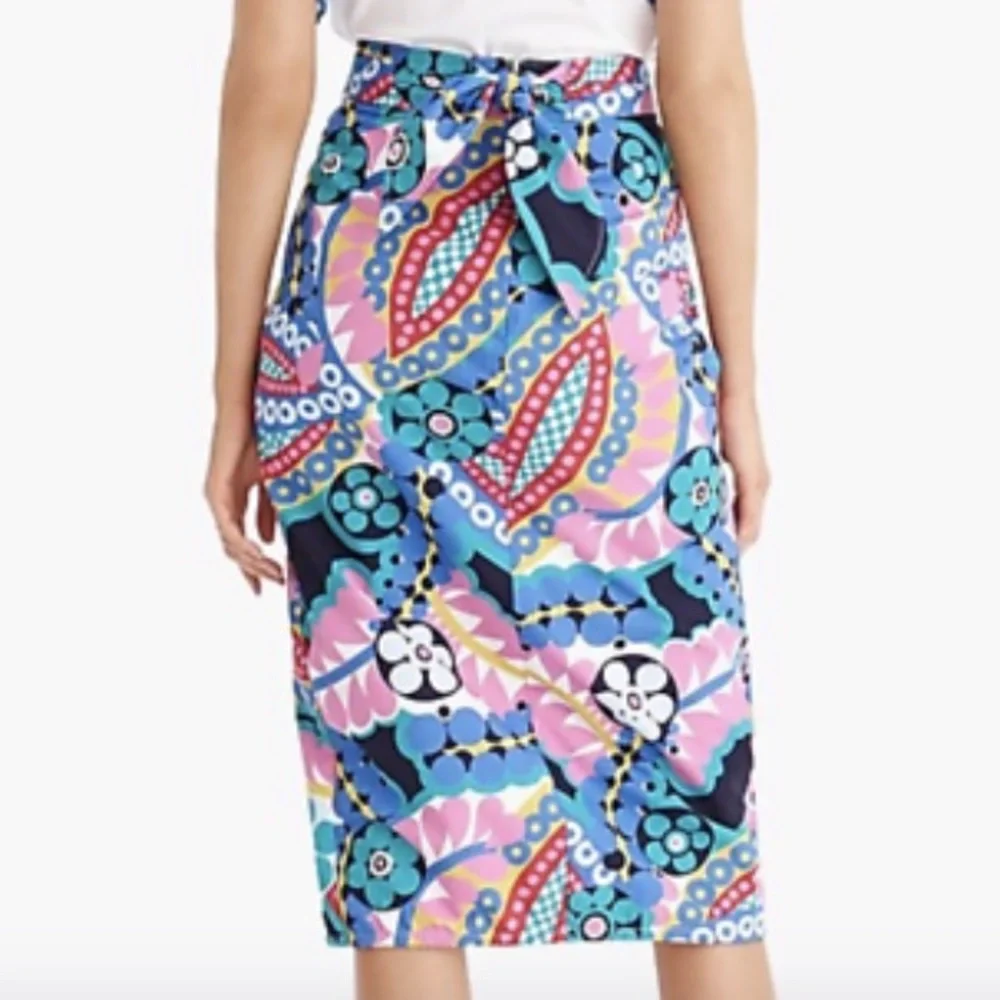 J Crew Tie Back Tulip Hem Skirt in Ratti Kaleidoscope Floral Sz 2 - Picture 1 of 16